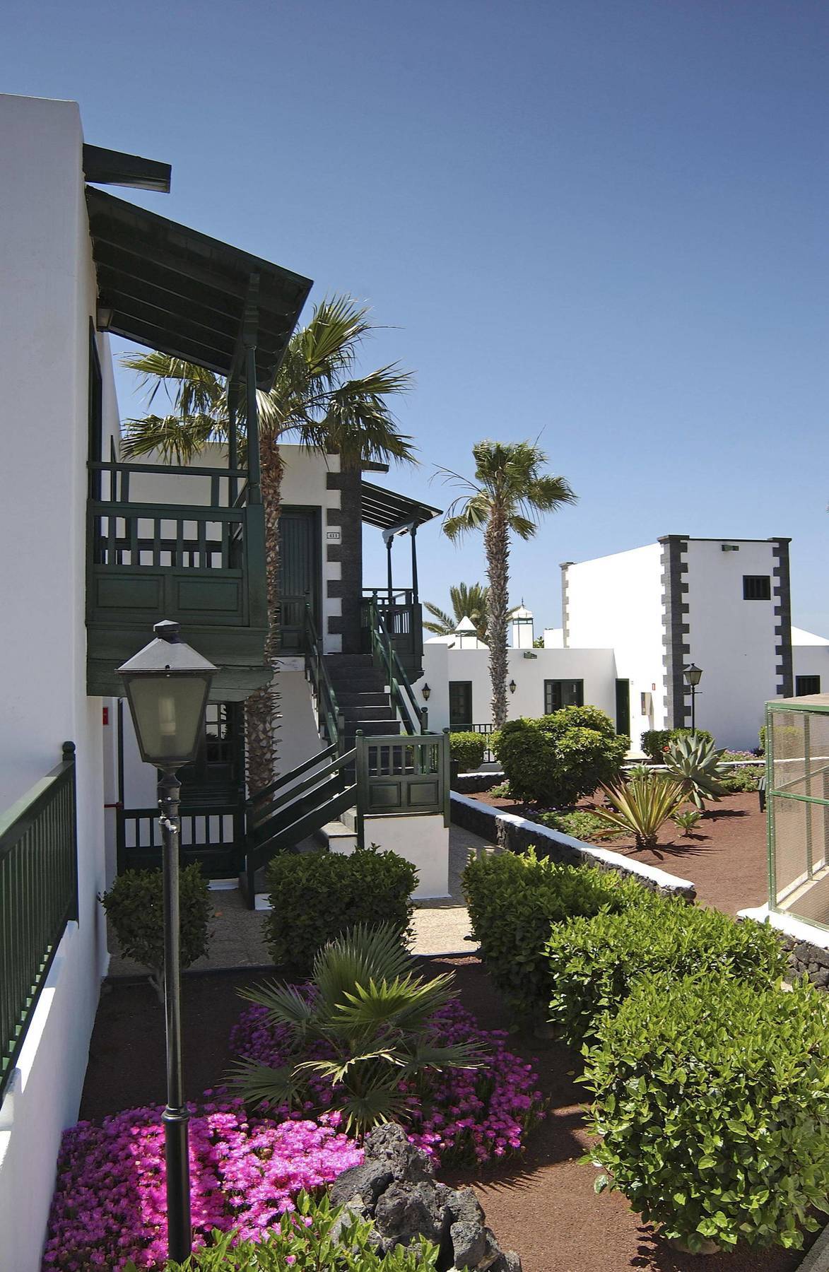 Apartamentos Los Pueblos Puerto del Carmen  Exterior photo